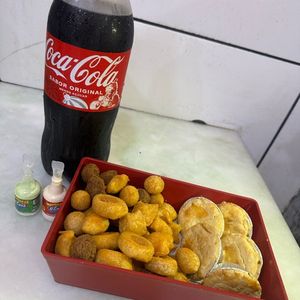 imagem do produto 50 Salgadinhos+10 empadas +1 coca 2l+2 molhos