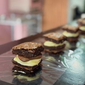 imagem do produto Brownie Recheado - Ninho com Nutella ⭐️