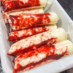 imagem do produto Geladinho Gourmet - Ninho com Morango