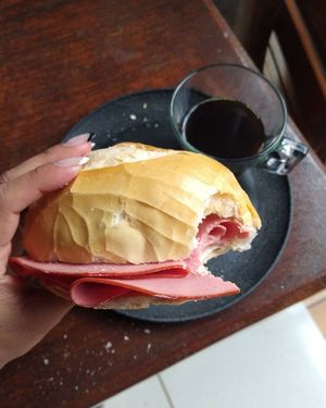 imagem do produto Pão com mortadela defumada