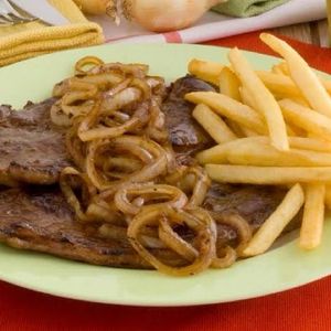 imagem do produto Contra filé acebolado c/ fritas