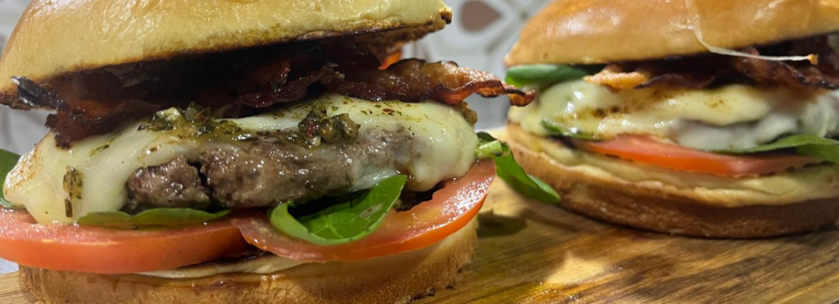 CASAL MASTER BURGUER capa