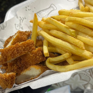 imagem do produto Porção de Fritas + Frango