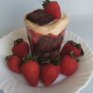 imagem do produto Morango com Brownie