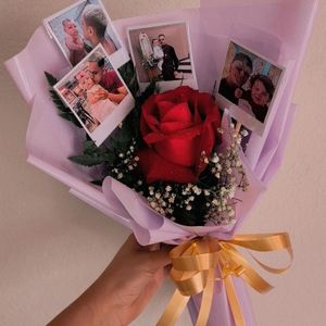 imagem do produto Buquê luxo , 01 rosa vermelha luxo + Técnica dobradura e embalagem coreano + 04 fotos ( Lilás ) - cópia