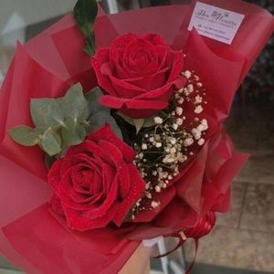 imagem do produto  Buquê 02 Rosas vermelhas  