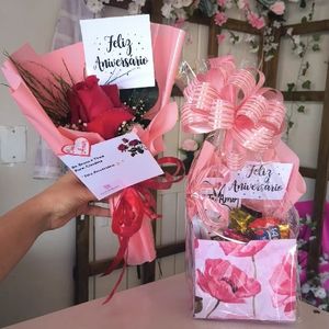 imagem do produto Combo especial ( Rosa luxo +  cesta de coração com chocolates bis ) ( rosa )