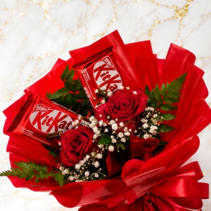 imagem do produto Buquê Luxo - 02 Rosa Natural Vermelha + 02 kit kat 