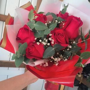 imagem do produto Buquê tradicional 06 Rosas vermelhas  