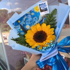 imagem do produto Buquê luxo Van Gogh 01 girassol 🌻
