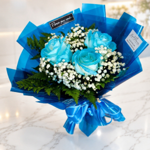 imagem do produto Buquê luxo com 03 rosas azul  - embalagem azul 