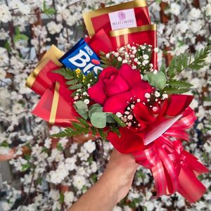 imagem do produto Buquê luxo uma rosa + 01 bis