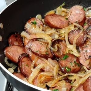 imagem do produto CALABRESA ACEBOLADA + SOBREMESA + suco