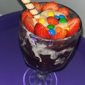 imagem do produto Taça Recheada 1 Fruta + 2 acompanhamentos