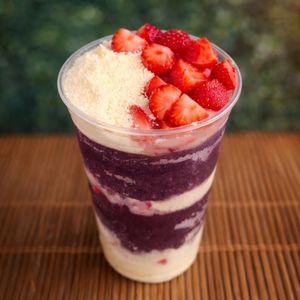 imagem do produto Ninho com morango - Açai - leite em po - leite condensado - morango 