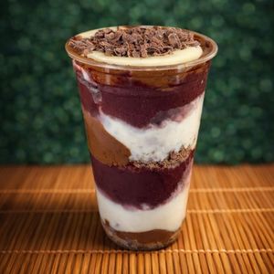 imagem do produto chocobarry •Açaí  •Creme de Ovomaltine  •Ovomaltine   •Leite em pó  •Leite condensado
