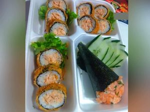imagem do produto Combo temaki + hot roll
