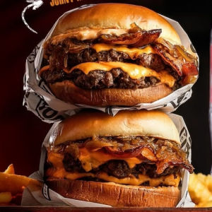imagem do produto Escolha seus 2 BURGUER  por 29,99
