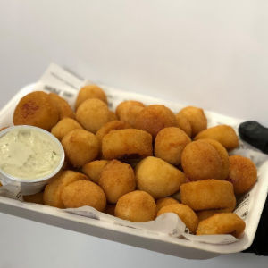 imagem do produto 50 salgadinhos sortidos de 15 a 20gr