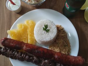 imagem do produto Completo de carne com Linguiça + Guaraná lata 350ml