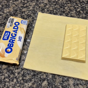 imagem do produto Pastel Chocolate Branco (Lacta 90g)