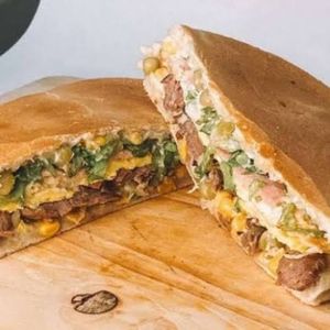 imagem do produto Xis - Bacon + Fritas e 1 Copinho de Maionese 