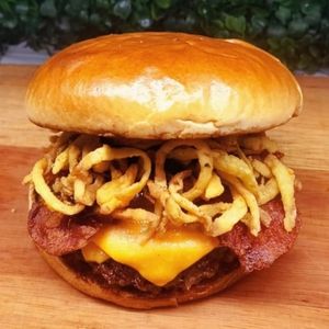 imagem do produto Mr. Crispy + Fritas e Maionese 