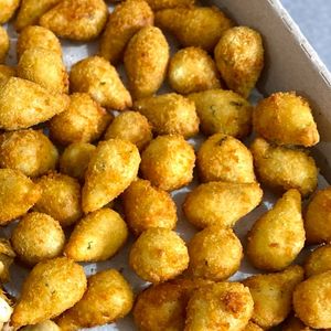 imagem do produto Meio cento de salgados(50 mini salgados)