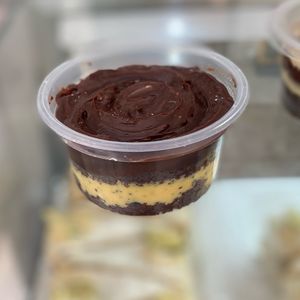 imagem do produto Bolo no pote Maracujá com brigadeiro