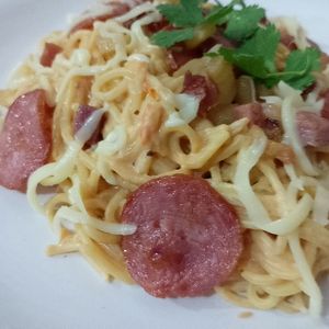 imagem do produto Spaguete ao molho sugo com calabresa e bacon