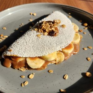 imagem do produto TAPIOCA ZERO LACTOSE E SEM GLÚTEN DE DOCE DE LEITE E GRANOLA VEGANA