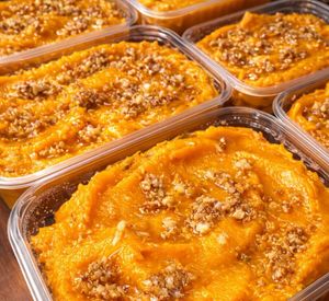 imagem do produto Escondidinho  low carb de abóbora e carne desfiada 300g