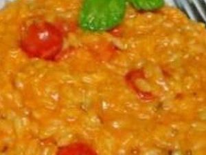 imagem do produto Risoto de camarão com tomate cereja colorido