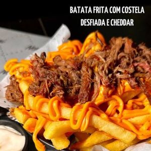 imagem do produto MEIA PORÇÃO DE BATATA C/ COSTELA DESFIADA