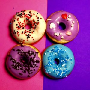 imagem do produto Cento de mini cake donuts Tradicional 