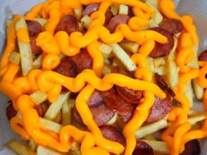 imagem do produto Batata frita grande com calabresa e cheddar