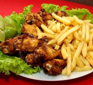 imagem do produto Frango a passarinho com batata frita