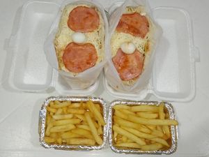 imagem do produto 2 Hot dog + 2 batata frita + refrigerante  de 1ltr