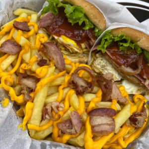 imagem do produto COMBO X TUDO + BATATA COM BACON E CHEDDAR+ COCA 600ML