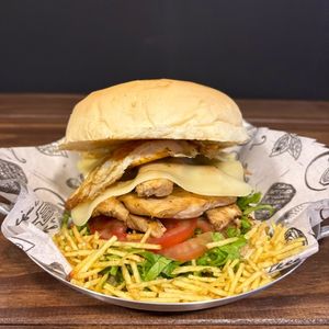 imagem do produto X-egg de frango 