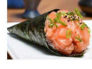 imagem do produto Temaki Salmão ( sem Cream Cheese )