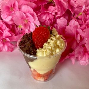 imagem do produto Copo da felicidade morango 150ml