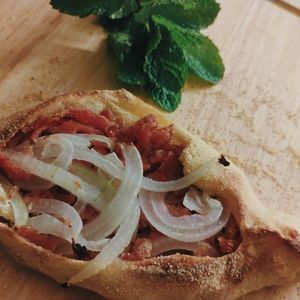 imagem do produto Esfiha turca Calabresa com 2 queijos