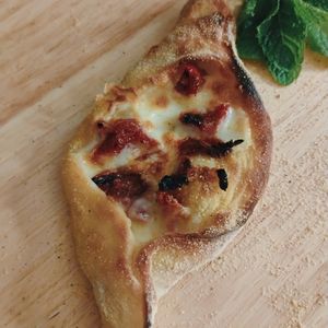 imagem do produto Esfiha turca Tomate seco com queijo