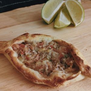 imagem do produto Esfiha turca Carne com 2 queijos