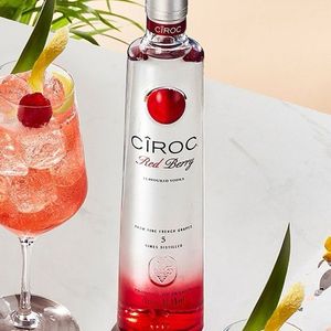 imagem do produto VODKA CIROC RED BERRY 750Ml