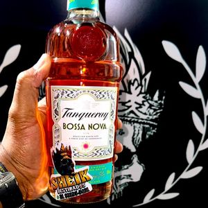 imagem do produto GIN TANQUERAY BOSSA NOVA 750 Ml