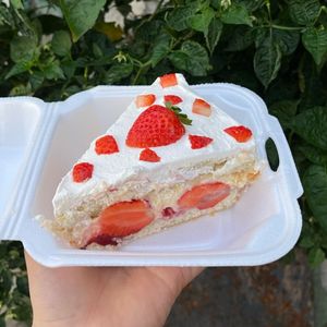 imagem do produto BOLO TORTA MORANGO 🍓 