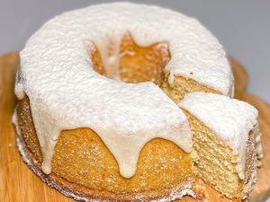 imagem do produto Meio Bolo De Ninho -