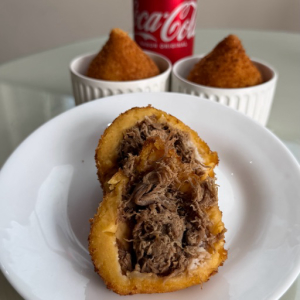 imagem do produto coxinha de carne de sol crocante